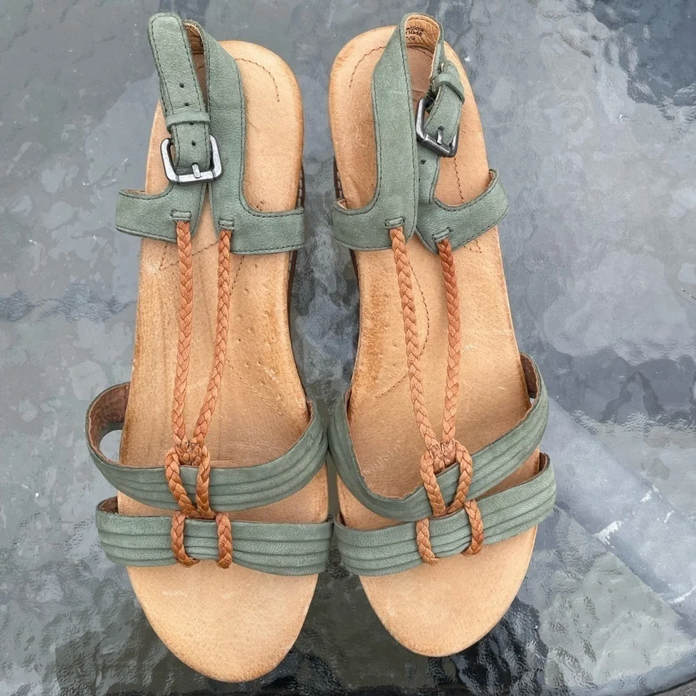 Anthropologie Naya Nalisha Wedge Sandal sage Green Size 10